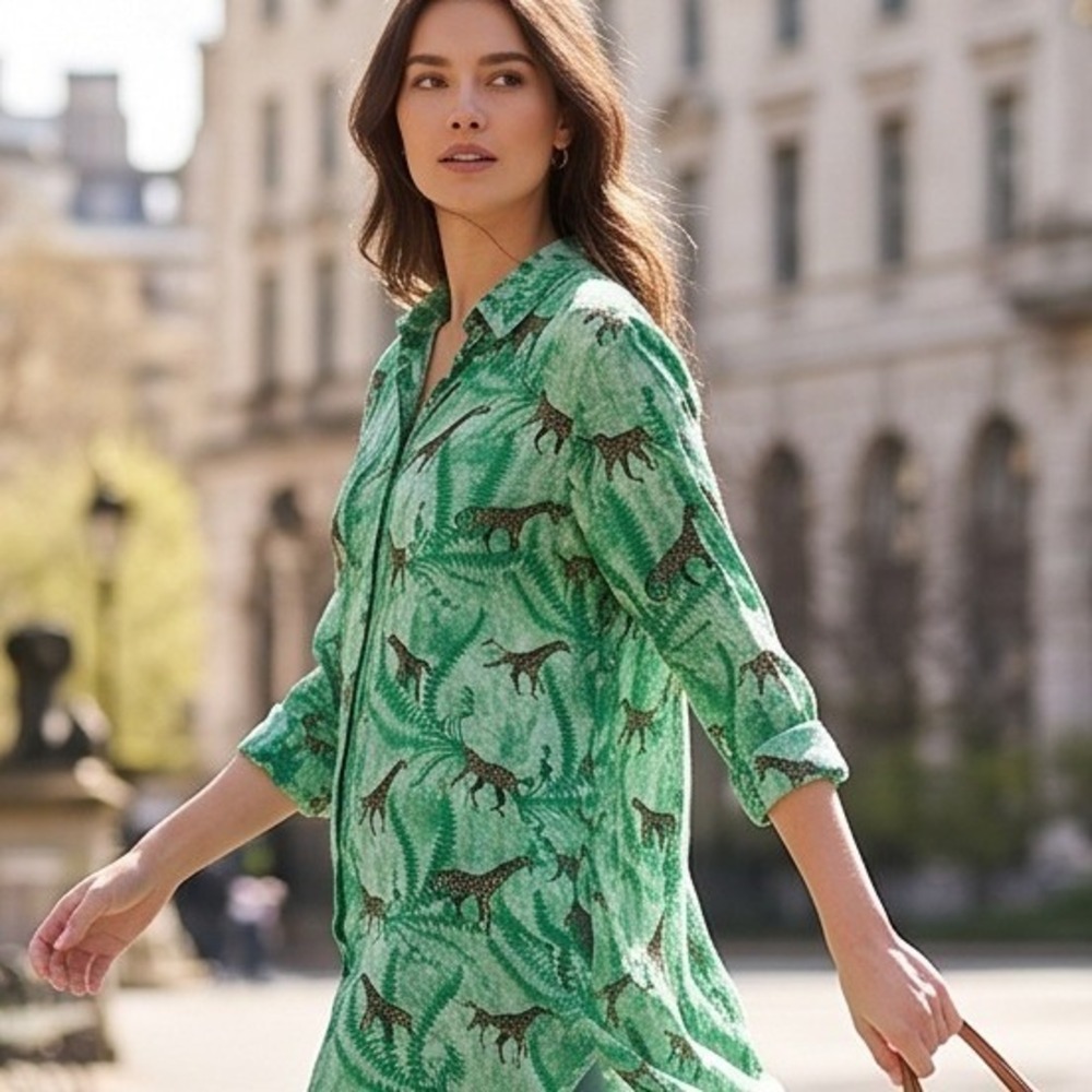 Jane + Delancey S Green Giraffe Print Long Sleeve Button Down Tunic Shirt Small